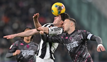 VLAHOVIĆ JE MNOGO IGRAO? Bivši trener Juventusa šokirao rečima o Srbinu