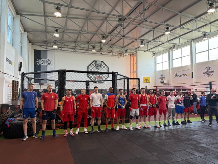 Srpska muška boks armada brusi formu za IBA „Noć šampiona“ u Banja Luci