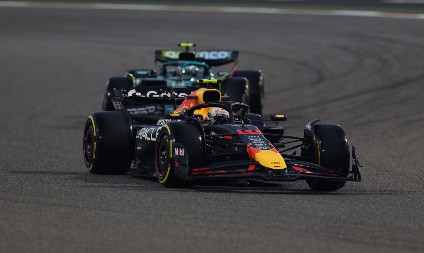 JEZIVA SCENA NA STAZI FORMULE 1 Legendarni vozač imao ozbiljnih problema, tragedija izbegnuta za dlaku (VIDEO)