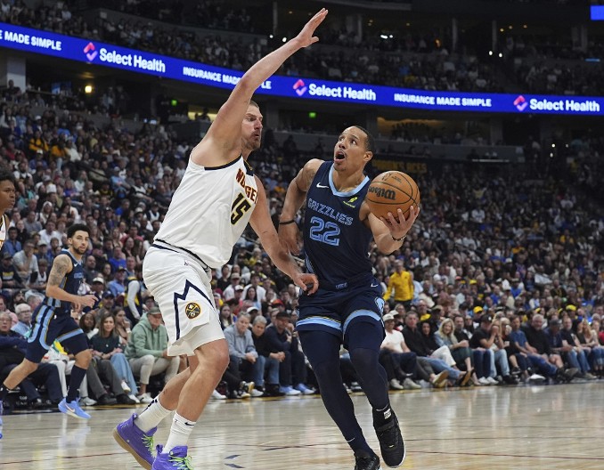 JOKIĆ SUMIRAO SJAJNU PARTIJU "Drago mi je zbog tripl-dabl sezone, Adelman od nas traži da više komuniciramo"