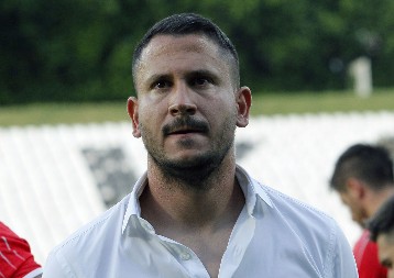 KRULJ VUČE DEBITANTA IZ AMBISA Tekstilac vezao treću u nizu, perspektivni trener veruje u čudo