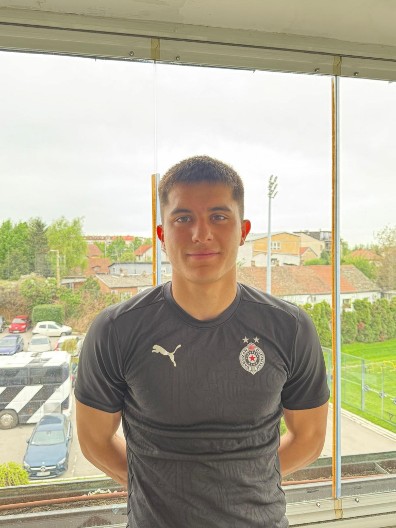 BISER HUMSKE I OGROMAN TALENAT PARNOG VALJKA Vanja Dragojević za sport.alo: "Otac me je naučio da zavolim crno-bele boje, najveća čast bi mi bila da budem kapiten Partizana"