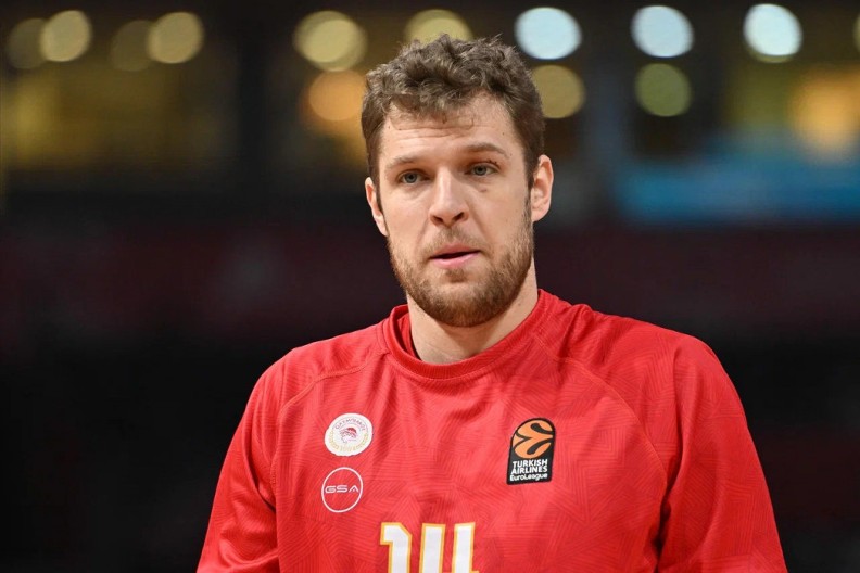 UMALO OD GOTOVOG VERESIJA Olimpijakos srušio prvaka Evrope posle drame pred dolazak Crvene zvezde u Pirej