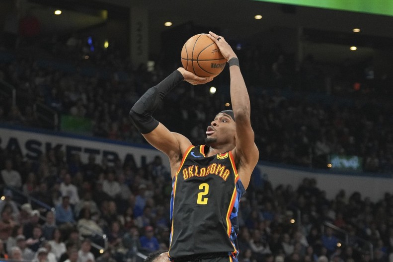 ŠEJ OSTAVIO SVE U ŠOKU Pitali ga za trku sa Jokićem, ovakav odgovor niko nije očekivao (VIDEO)