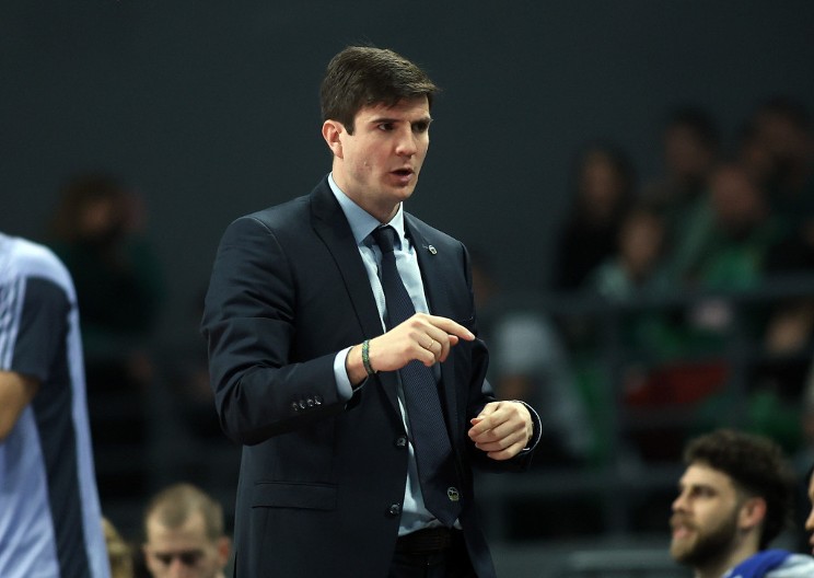 TRENER ALBE HVALI PARTIZAN Ovako je Španac govorio o crno-belima i Beogradu