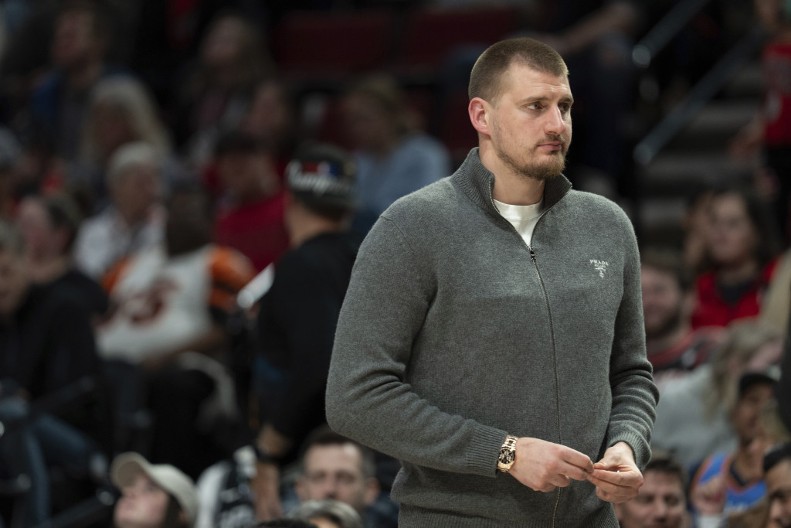 TEŠKO ĆE JOKIĆ DO VRHA Povreda usporila Nikolu u pohodu na prvo mesto (FOTO)