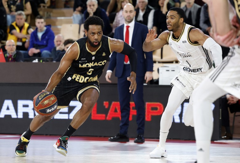 GRCI SE NE ŠALE Posle dvojice "otetih" Srba, hoće i bivšeg igrača Zvezde!