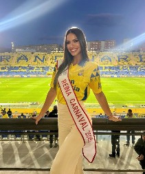 KORAL DIŽE MORAL! Zanosna Špankinja sa Kanarskih Ostrva verna klubu iz susedstva