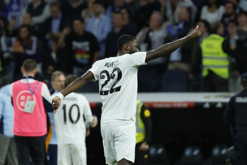 "NAPRAVIO SAM GREŠKU, IZVINJAVAM SE..." Osramotio Real, ledom gađao sudiju, a sad se kaje zbog svega