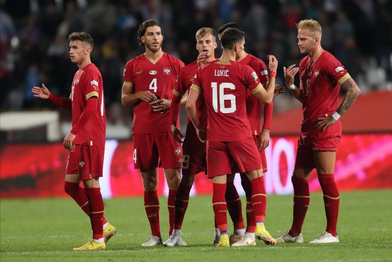 ZOV ARAPSKIH PARA ILI RUSIJA Reprezentativac Srbije na raskrsnici, dve bogate ponude su na stolu