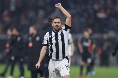 SRBIN VUČE PAOK KA LIGI ŠAMPIONA, ALI NE MOŽE SAM Živković pogodio posle 44 sekunde, kakav kiks golmana Olimpijakosa (VIDEO)