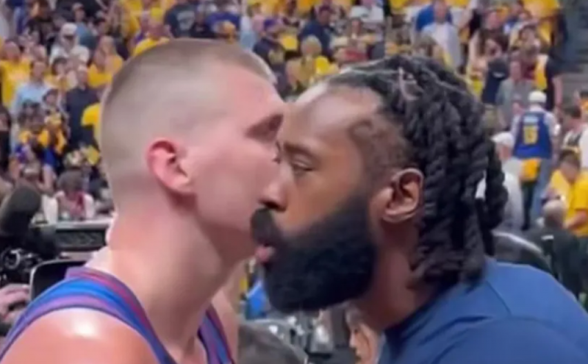 "ZA SVE JE KRIV BOBI MARJANOVIĆ" Amerikanac otkrio zašto se sa Jokićem ljubi tri puta kao Srbi