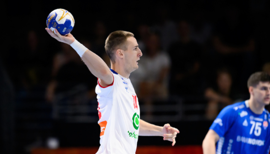 SRBIJA U KRALJEVU IZVADILA VIZU ZA EVROPSKO PRVENSTVO "Orlovi" se mučili, pa zgromili Italiju