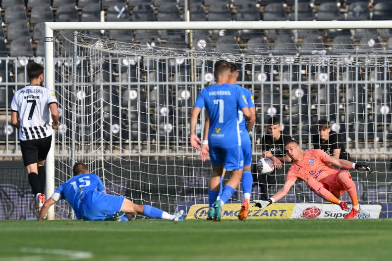 POJAČANJE PRED "MARAKANOM" Zvezda dovodi novog golmana