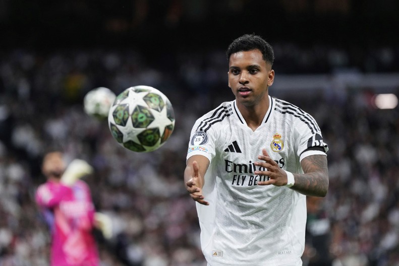 SVI VOLE RODRIGA, ALI DA LI JE BAŠ TAKO? Haos u svlačionici Reala, Brazilac odbio da igra protiv Barselone