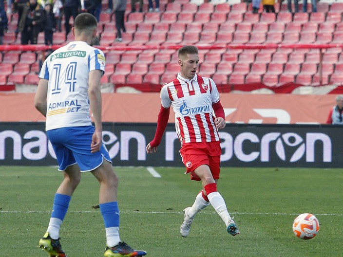 HELIKOPTEROM SLETEO NA TRENING ZVEZDE, PA PORUČIO: Izneverio sam crveno-bele, hoću opet na Marakanu