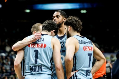 PREDSEDNIK ALBE ŽESTOKO UDARIO PO EVROLIGI: Stalno gubite po 200 miliona evra i to nazivate uspehom?!