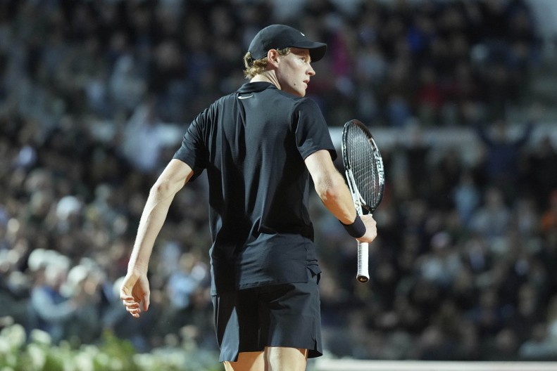 SINER U FINALU Italijan izgubio prvi set, pa razbio Pola i zakazao spektakl sa Alkarazom