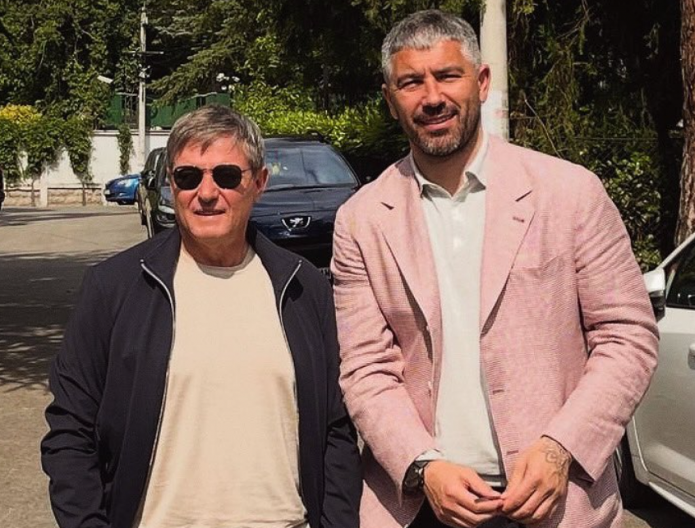 SELEKTORI KUJU PLANOVE Piksi i Kolarov na radnom ručku