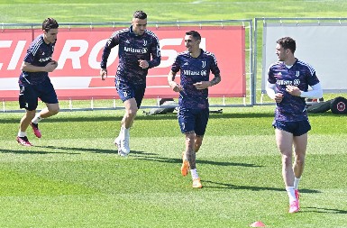 "LAGAO SAM DA MI TREBA NOVAC ZA SAT" Jeziva ispovest fudbalera kojem je Vlahović pozajmio 100 hiljada evra