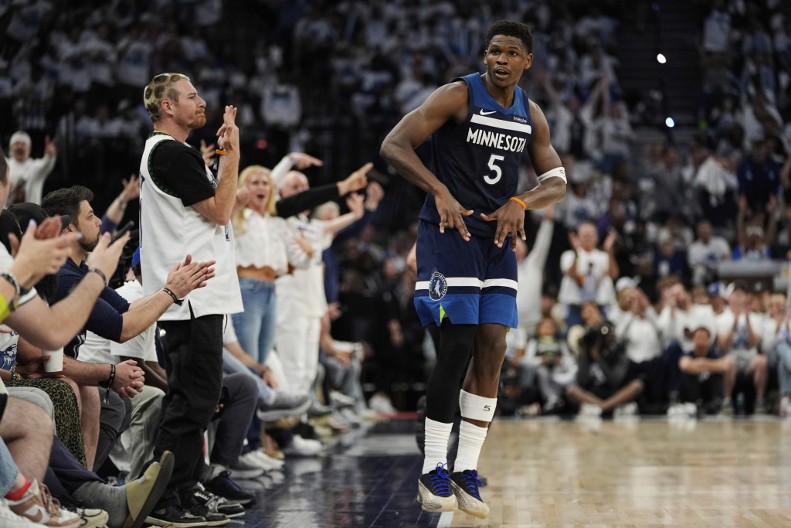 "VUKOVI" SE NE PREDAJU Minesota razbila Oklahomu i vratila se u život