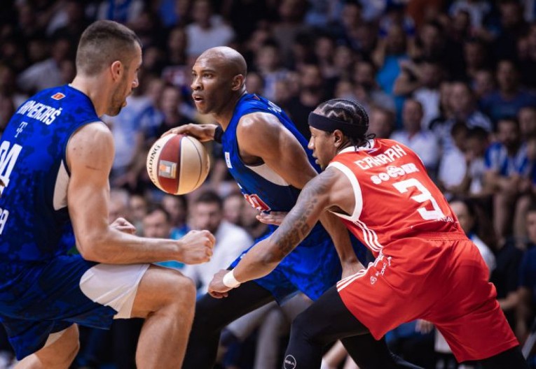 ZVEZDA SE UTOPILA U MORAČI Rapsodija Budućnosti, prekid, haos i debakl crveno-belih