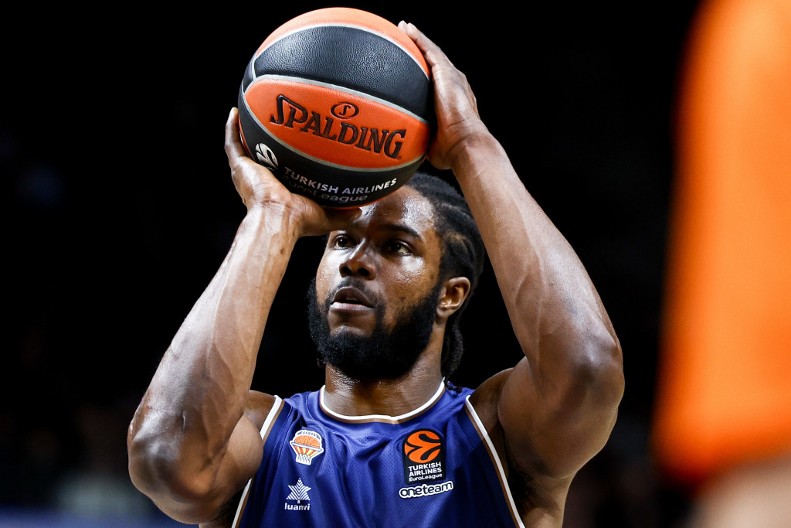 PRVA BRAVA - OTKLJUČANA Zvezda korak bliže dovođenju davne želje