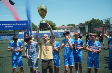 ARENINA LIGA ŠAMPIONA ISPUNILA SVA OČEKIVANJA Kakav sprektakl za kraj: Epski preokret u finalu i titula za OŠ "Kralj Aleksandar I", Jovan Milić MVP takmičenja!