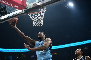 BLIZU JE LINIJE CILJA Crvena zvezda uskoro dobija drugo letnje pojačanje