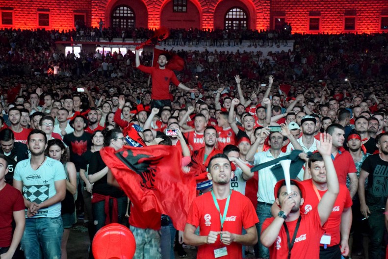 CRVENI ALARM U ALBANIJI Policija blokira Tiranu pred meč sa Srbijom, neće biti dronova, kazne drakonske