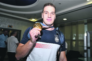 JAKA PORUKA KAPITENA DELFINA "Koliko god zvučalo arogantno i bezobrazno - idemo da osvojimo SP"