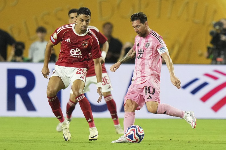 EGIPĆANI PROMAŠILI PENAL, MESI POGODIO PREČKU Bez golova na startu Svetskog klupskog prvenstva