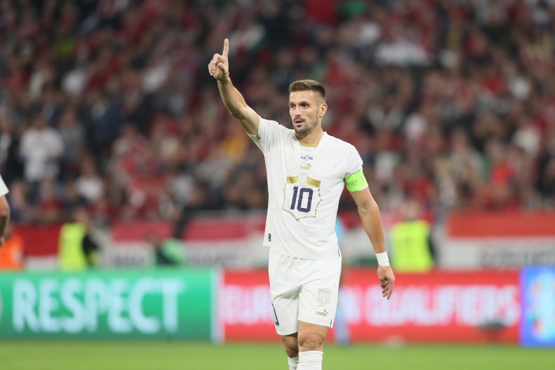 TOTALNI PREOKRET Dušan Tadić ipak, oblači crveno-belo