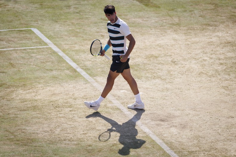 ŠPANAC NEMA NAMERU DA STANE Alkaras protutnjao do polufinala Kvinsa