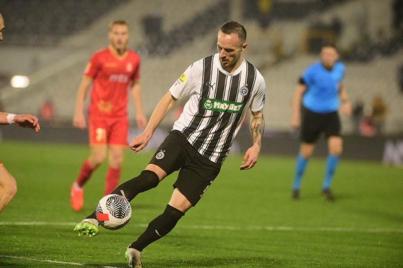 (NE)OČEKIVAN POTEZ PARTIZANA Blagojević se oslanja na povratnika u crno-beli tabor