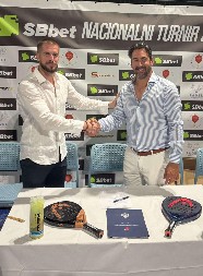 U toku pripreme padel reprezentacija Crne Gore i Srbije u Tivtu