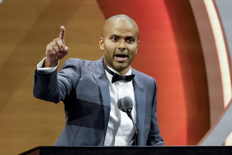 PROBLEMI U ASVELU Parker iz svog džepa platio 6.000.000 evra, otišle najveće zvezde ekipe