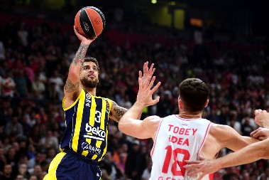 NIŠTA NI OD ZVEZDE, NI OD PARTIZANA Fenerbahče završio veliki posao i osigurao potpis Amerikanca