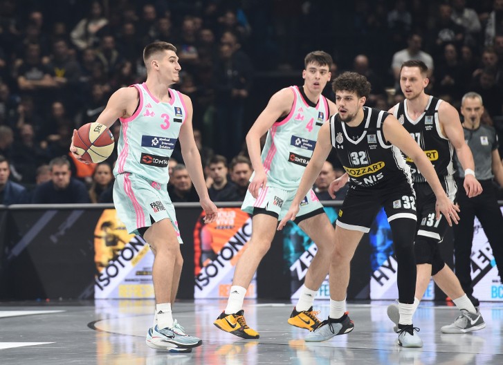 ZVANIČNO Zvezda dovela četvrto pojačanje, Srbin stigao na Mali Kalemegdan