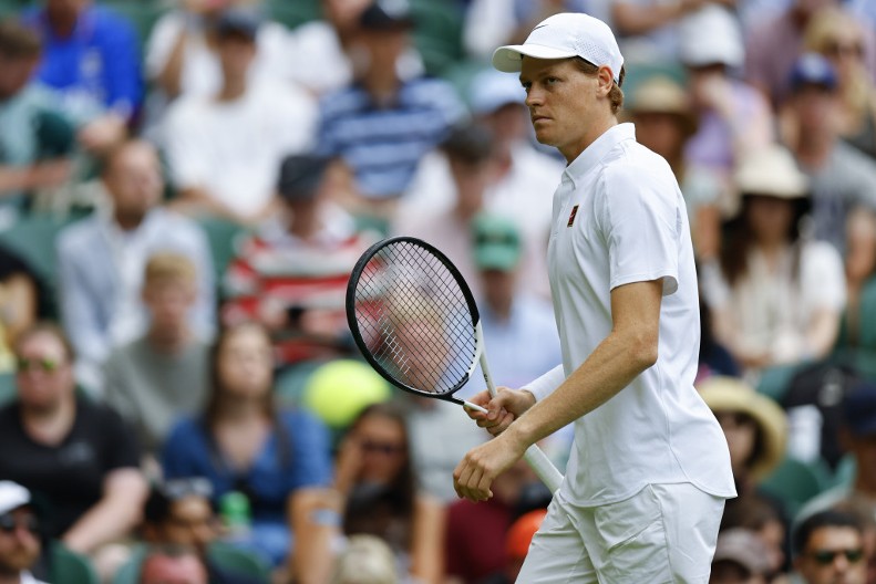 NEMILOSRDNI SINER Italijan furiozno do trećeg kola Vimbldona