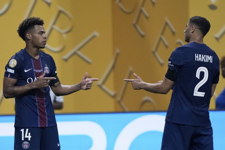 PSŽ U POLUFINALU SVETSKOG PRVENSTVA Šampion Evrope sa dva igrača manje srušio Bajern, sve u senci jezive povrede