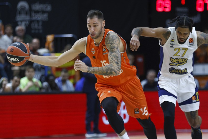 DA LI JE VREME ZA POVRATAK U ZVEZDU? Stefan Jović je slobodan igrač