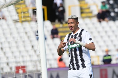 U HUMSKOJ TRLJAJU RUKE Saldanja i zvanično na Bliskom istoku, evo koliko će para dobiti Partizan