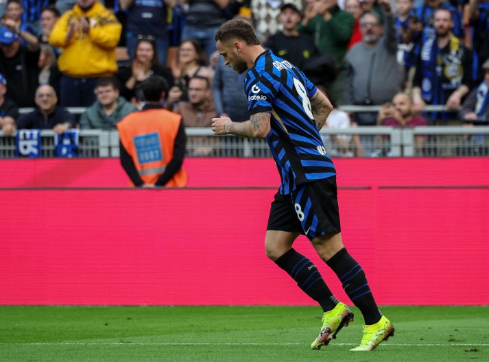 ITALIJANI ODUŠEVLJENI Ovako su videli potez Zvezde i dolazak Arnautovića