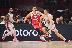 RAZBESNEO SE JANAKOPULOS PAO razbio kasu i oteo Olimpijakosu pojačanje ispred nosa