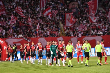 DOBRA POSETA NA "MARAKANI" Evo koliko navijača je došlo na revanš meč Zvezde i Linkolna