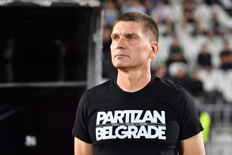 JOŠ JEDNO STRESNO VEČE ZA BLAGOJEVIĆA: Izgleda da smo predodređeni za ovako nešto, voleo bih više navijača u Superligi