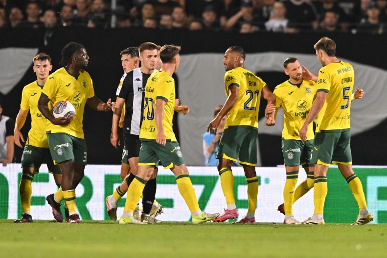 CRNO-BELE "DEČIJE BOLESTI" Partizan platio ceh neiskustva, crveni karton u 34. minutu i raspucani Bojl za (ne)moguću misiju u Edinburgu