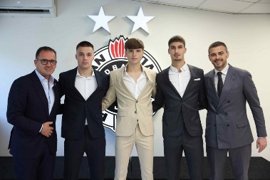 PARTIZAN SE NE ŠALI Astronomske otkupne klauzule u ugovorima Simića, Roganovića i Jankovića