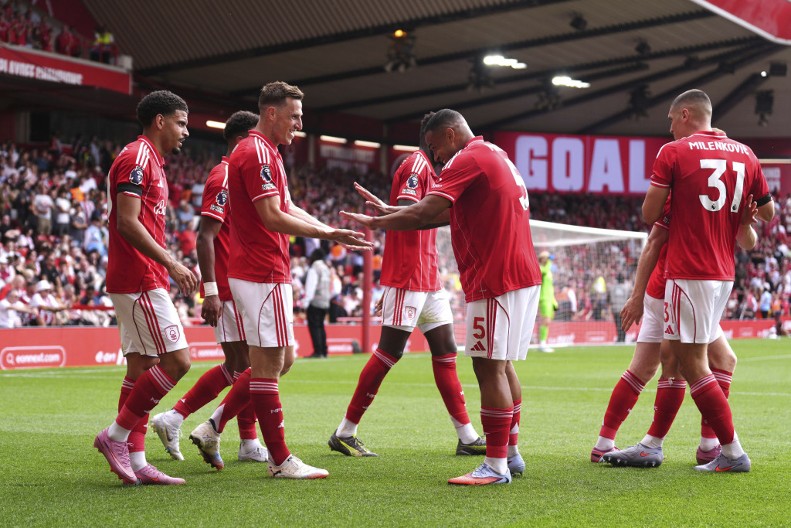 Milenković i Forest ubedljivom pobedom započeli sezonu, kiks Čelsija